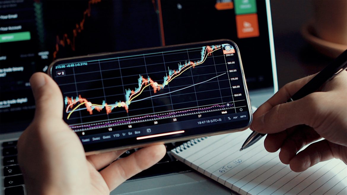 Asian stocks were trading mixed on Tuesday, tracking a strong performance on Wall Street overnight. Investors welcomed reports that US President Donald Trump may hold back some of the reciprocal tariffs set to take effect on April 2. Despite the positive cues from the US, markets remained cautious, as Trump’s evolving stance on tariffs has left investors unsure about the final policy direction. Japan’s Nikkei rebounds after four days of lossesThe Japanese stock market surged on Tuesday, breaking a four-session losing streak, as investors reacted positively to Wall Street’s strength. The Nikkei 225 climbed 0.73 percent to 37,881.70, after touching an early high of 38,115.65.Market sentiment improved as gains in index heavyweights, automakers, and exporters outweighed weakness in financial and technology stocks. SoftBank Group advanced over 2 percent, while Uniqlo operator Fast Retailing added 1.5 percent.Among automakers, Toyota jumped nearly 2 percent, while Honda edged up 0.4 percent. Hong Kong markets slide as investors take profits on EV stocksHong Kong’s Hang Seng Index fell 2.17 percent to 23,387.86, reversing early gains as investors took profits in the absence of strong catalysts. The Hang Seng Tech Index also declined, dropping 2.6 percent, while Chinese stocks saw mixed trading, with the CSI 300 Index and Shanghai Composite Index falling marginally.Losses in the EV sector weighed heavily on the market, with Xiaomi dropping 5.44 percent to HK$53.90 after the company raised US$5.5 billion in an upsized share sale to fund its electric vehicle expansion.Geely Auto, Li Auto, and BYD also declined, with BYD falling 2 percent despite reporting a record 73 percent jump in fourth-quarter profit to 15 billion yuan (US$2.1 billion).Other Asian marketsThe Australian stock market continued its upward momentum for a fourth consecutive session, with the benchmark S&P/ASX 200 rising 0.51 percent to 7,977.30, after reaching an intraday high of 7,994.00.Seoul shares opened higher on Tuesday, following gains on Wall Street. However, the index gave up the early gains later in the day.The benchmark Kospi was down 0.34%, to 2,622.99.Wall Street surges on MondayUS stocks posted strong gains on Monday, as optimism about a potential softening of Trump’s tariff plans boosted sentiment. The Dow Jones Industrial Average jumped 1.42 percent to 42,583.32, the S&P 500 rose 1.76 percent to 5,767.57, and the Nasdaq surged 2.27 percent to 18,188.59.The rally was driven by strength in the technology sector, with Tesla soaring nearly 12%.Other notable gainers included Advanced Micro Devices, United Airlines Holdings, FedEx, Moderna, Ross Stores, Dollar Tree, Delta Airlines, and Microchip Technology, all of which rose between 4 to 7 percent.The market’s bullish reaction came after reports suggested Trump may delay or limit some of the tariffs originally scheduled to take effect on April 2. However, the president’s latest comments have left some uncertainty about whether the administration will fully commit to a scaled-back approach.The post <a href="https://invezz.com/news/2025/03/25/asian-stocks-mixed-on-tuesday-nikkei-snaps-losing-streak-hang-seng-crashes-2/">Asian stocks mixed on Tuesday: Nikkei snaps losing streak, Hang Seng crashes 2%</a> appeared first on <a href="https://invezz.com/">Invezz</a> Asian stocks mixed on Tuesday: Nikkei snaps losing streak, Hang Seng crashes 2%